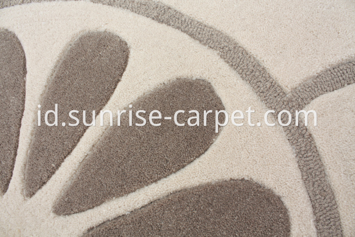 Carved Carpet with Cut pile and Loop Design